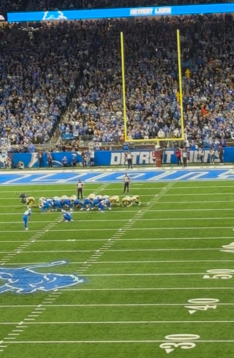 The Lions get ready to kick the winning field goal against the Packers at Ford Field. December 5, 2024. 